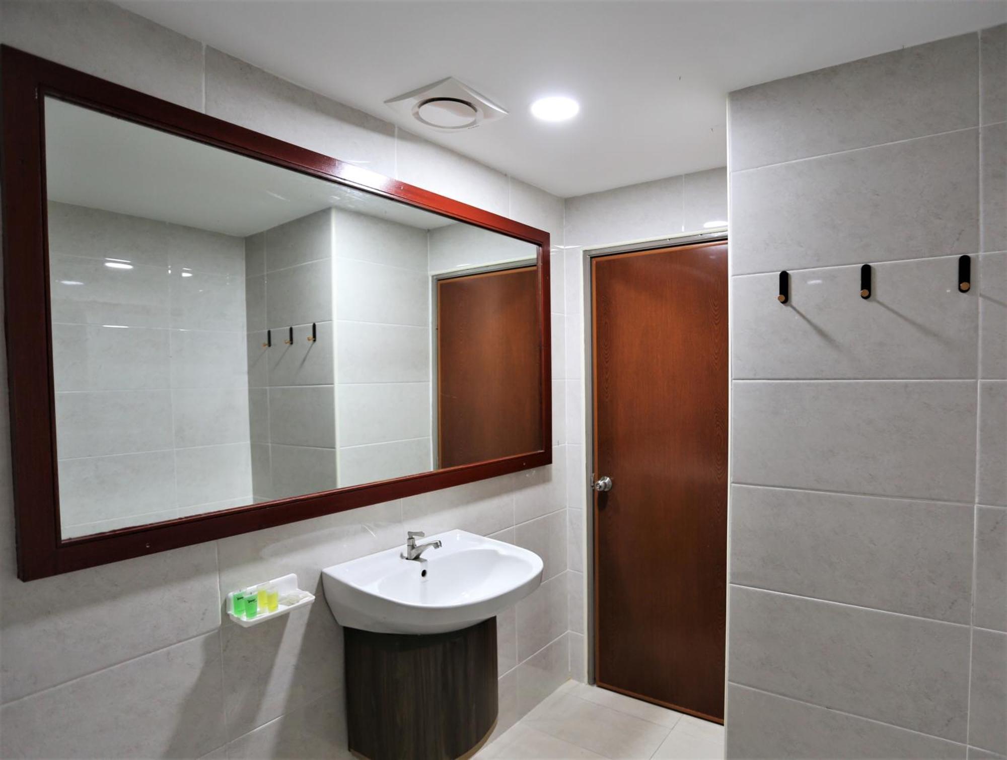 Orkid Hotel At Bukit Bintang Kuala Lumpur Extérieur photo